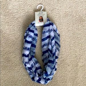 Infinity scarf